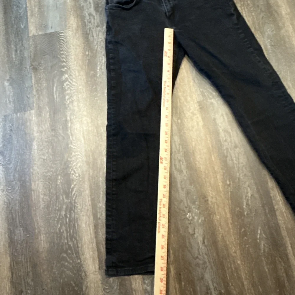 Levis 502 Men's 30x30  Tapered Black Jeans Big E (Fits 29x27)